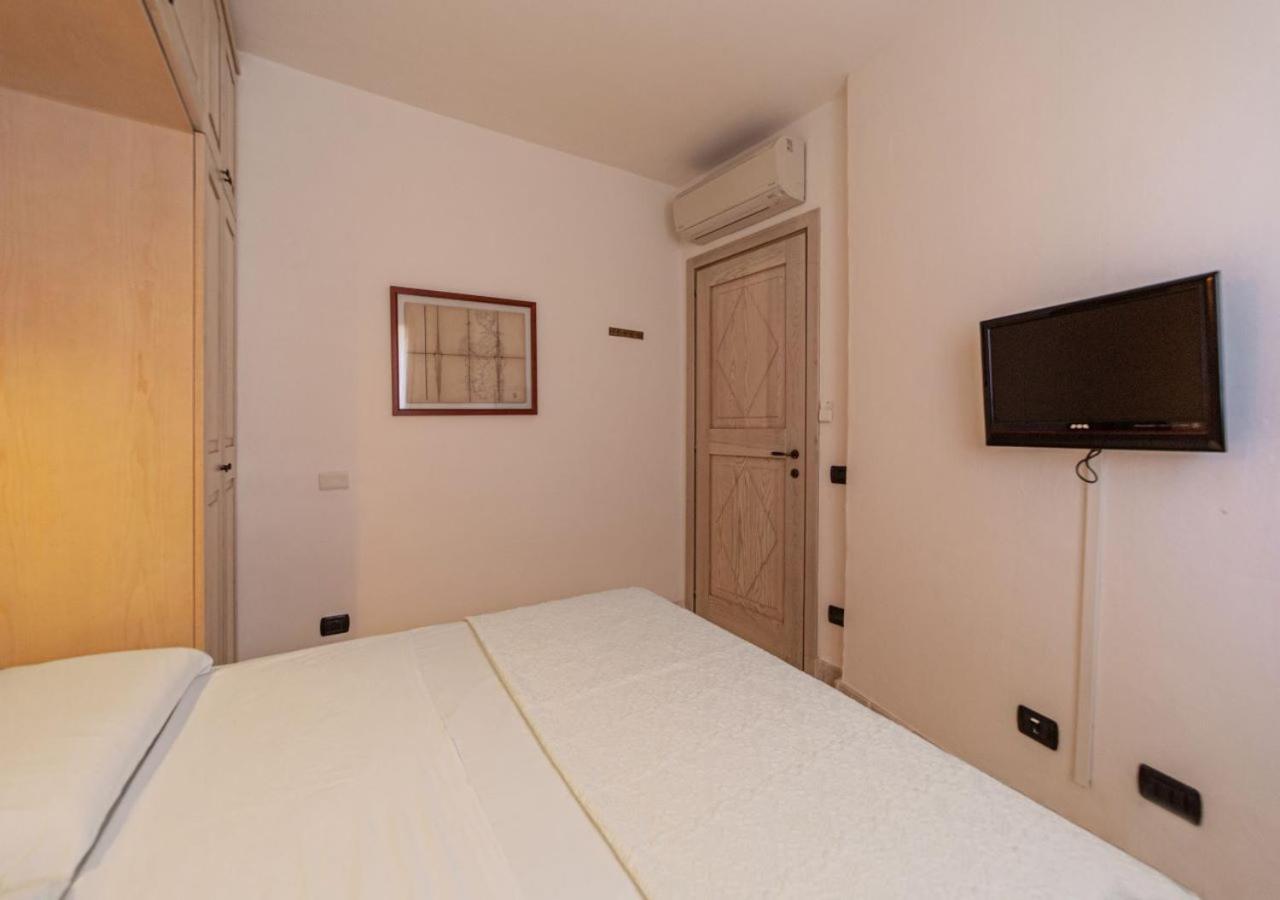Murphy Holiday Home - Ester'S House La Maddalena  Ngoại thất bức ảnh